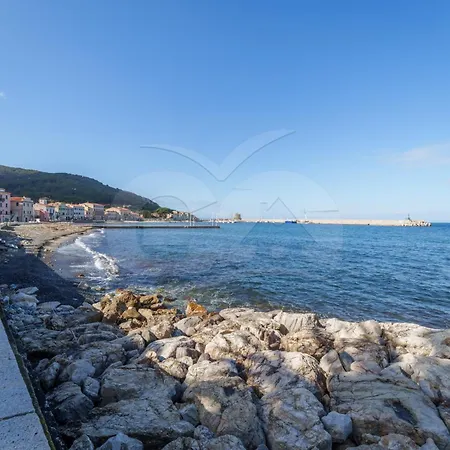 Casa Vittoria Sul Lungomare - Goelba *