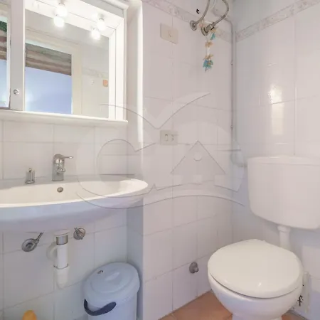 Casa Vittoria Sul Lungomare - Goelba Daire *