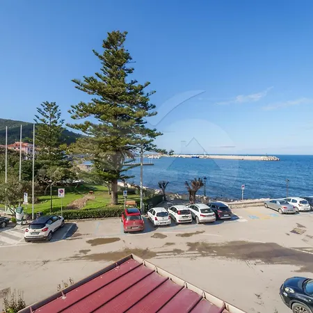 公寓 Casa Vittoria Sul Lungomare - Goelba *